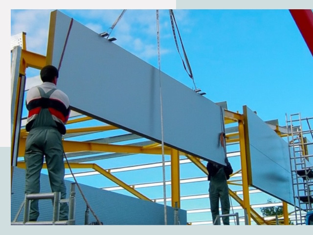 Монтаж сэндвич-панелей в Брянске от 645 руб.