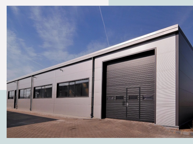 Быстровозводимые склады от СтальСтрой-Бнк по цене 645 руб.